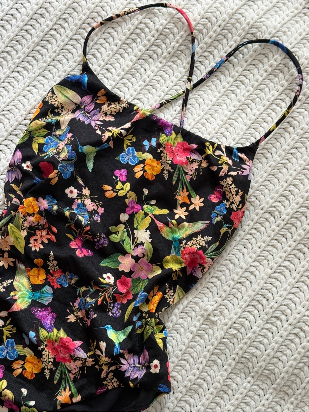 Victoria's Secret Birds of Paradise Essential Scoop One-Piece Swimsuit - Picture 1 of 7